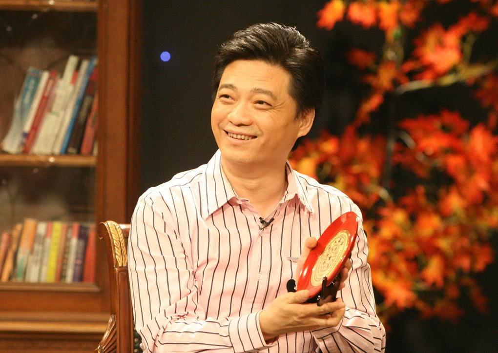 崔永元揭秘娱乐圈内幕与公众人物的另一面，最新爆料引发关注热议